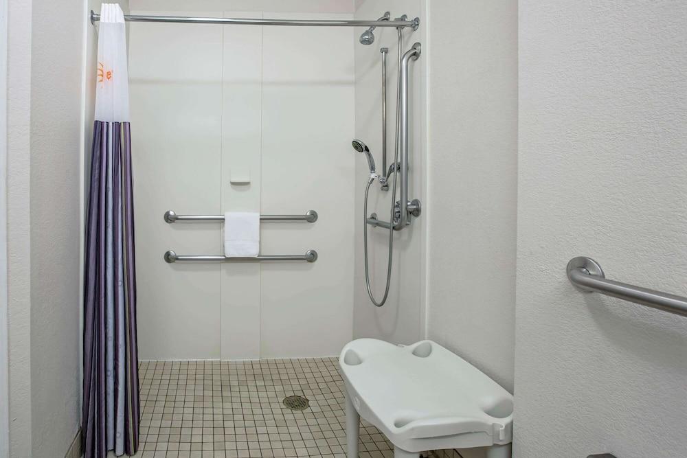 La Quinta By Wyndham Dallas Arlington South מראה חיצוני תמונה