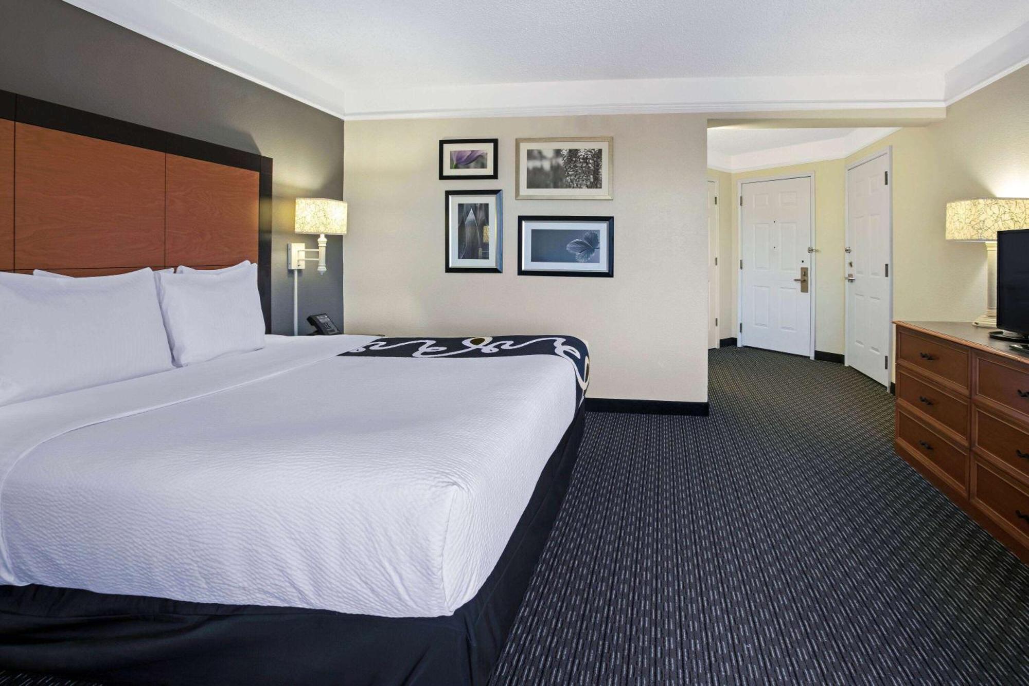 La Quinta By Wyndham Dallas Arlington South מראה חיצוני תמונה
