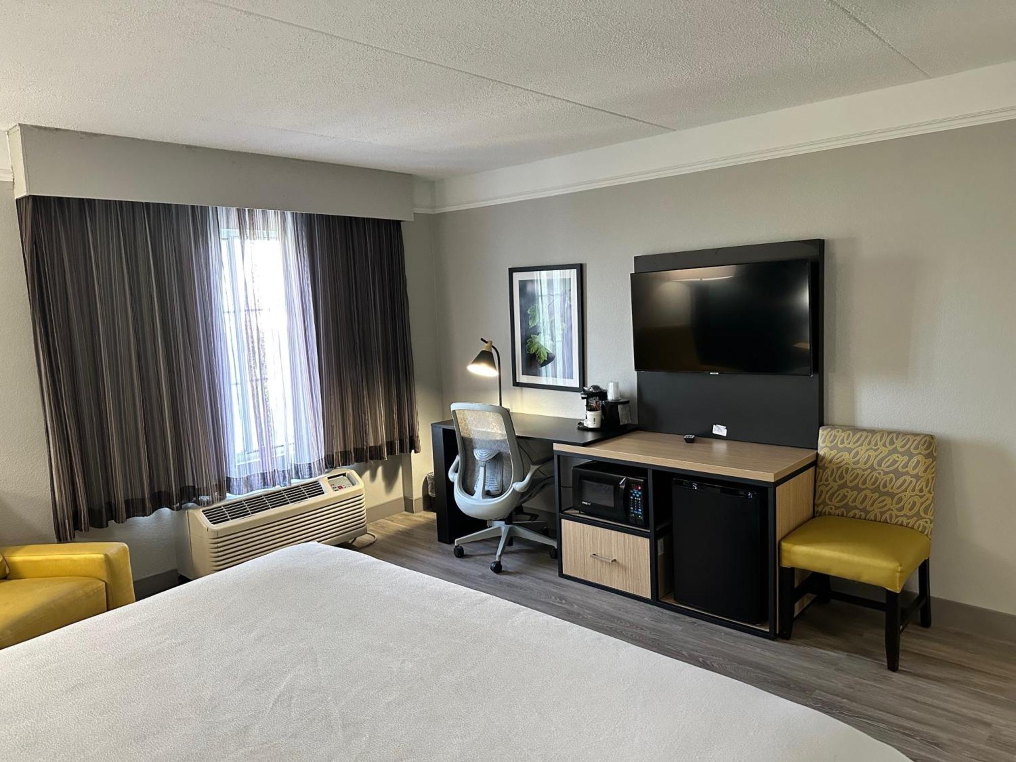La Quinta By Wyndham Dallas Arlington South מראה חיצוני תמונה