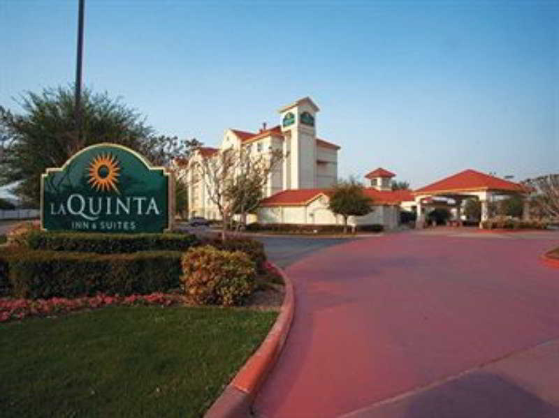 La Quinta By Wyndham Dallas Arlington South מראה חיצוני תמונה